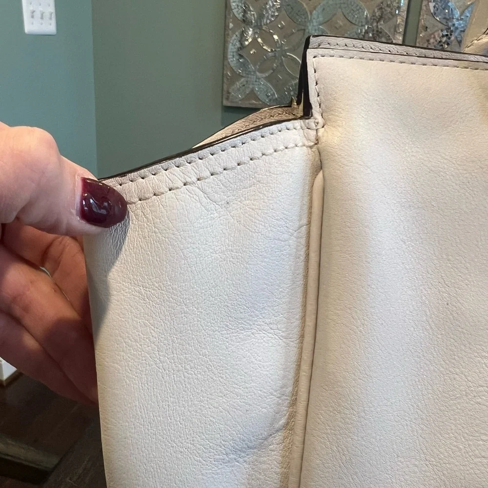Coach 24201 Legacy Tote